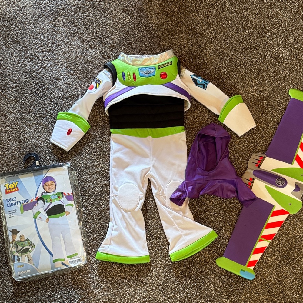 Toddler 2T Buzz Lightyear Costume